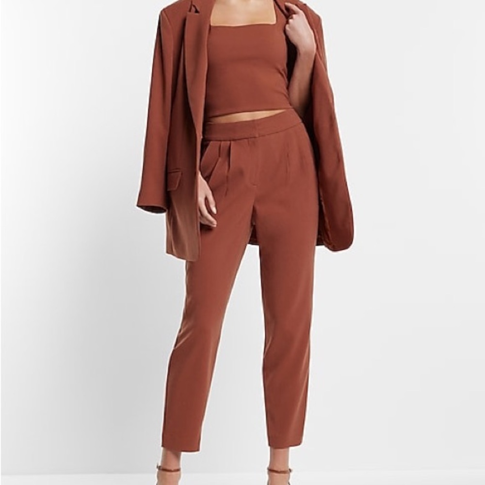 Express Stylist Super High Waisted Pleated Ankle Pant Burnt Orange